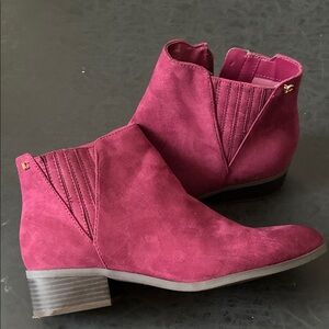 Liz Claiborne Burgundy Suede Ankle Boots